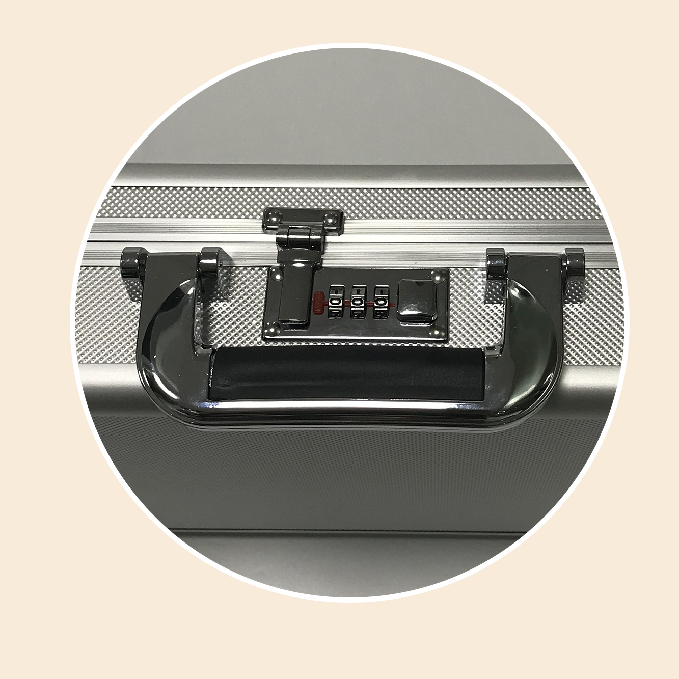 https://www.luckycasefactory.com/gun-case/