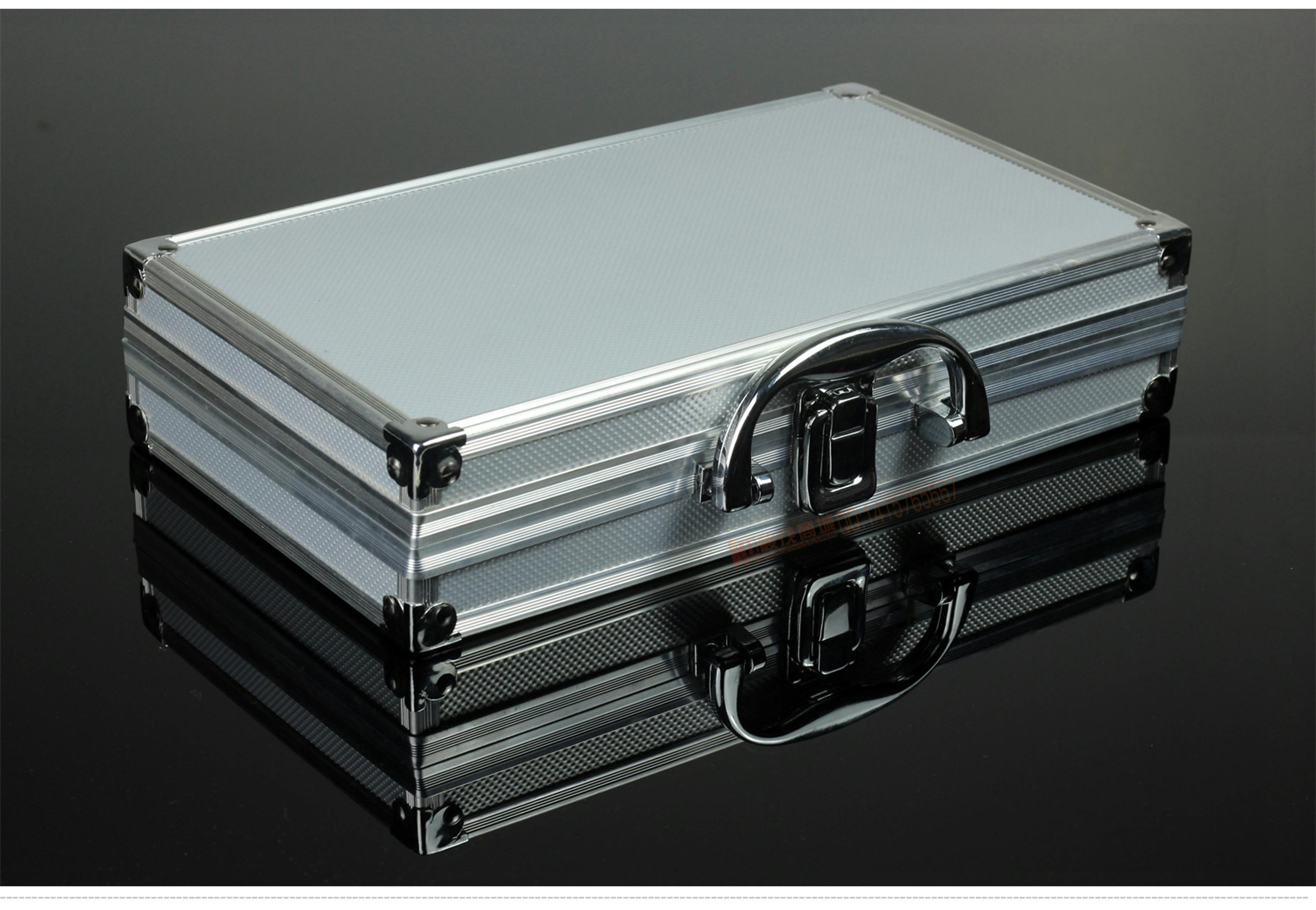 https://www.luckycasefactory.com/aluminum-case/